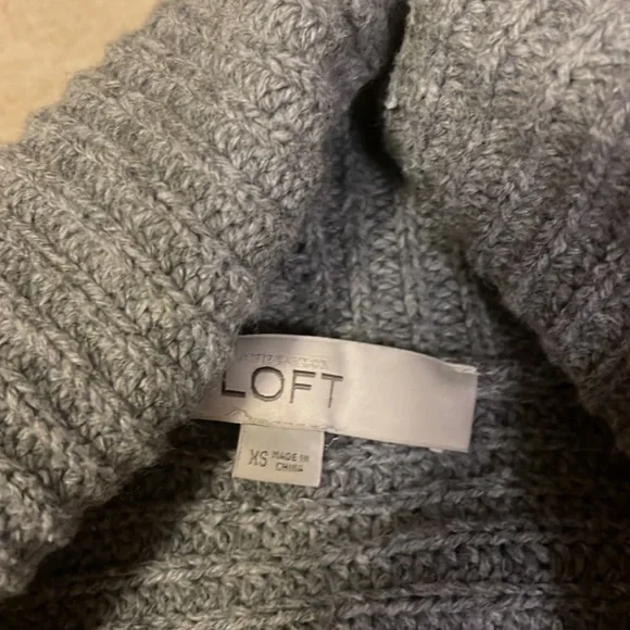 LOFT cardigan - Picture 3 of 3